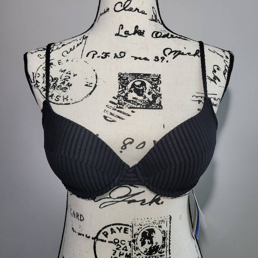 NWT H&M black textured ribbed bikini top adjustable strap minimalist neutral got
